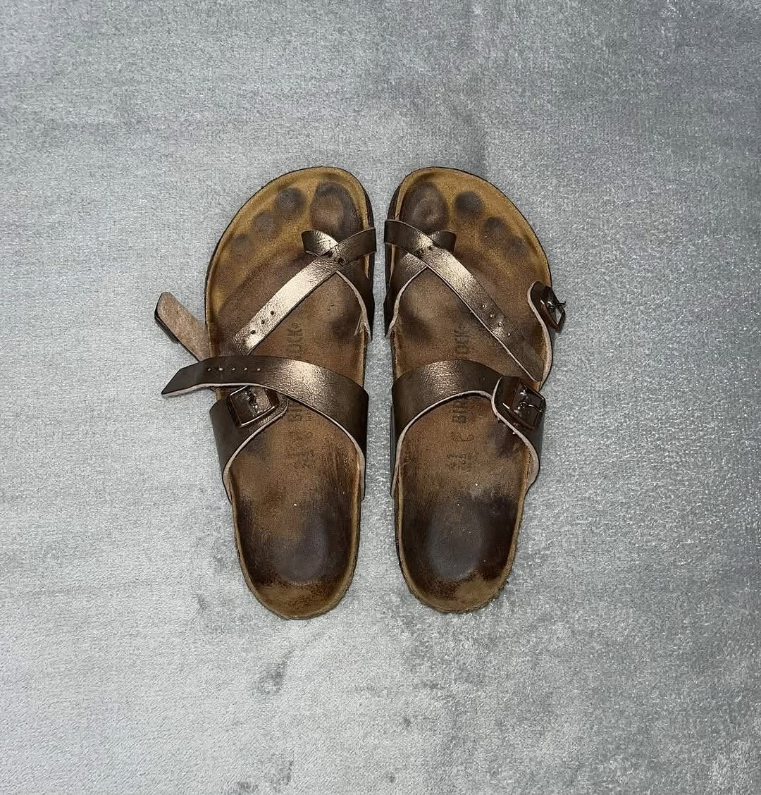 Birkenstock deep cleaning service